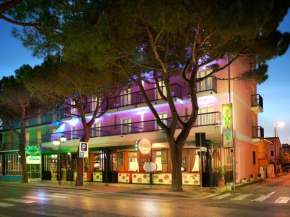 Отель Hotel Storione  Лидо-Ди-Езоло